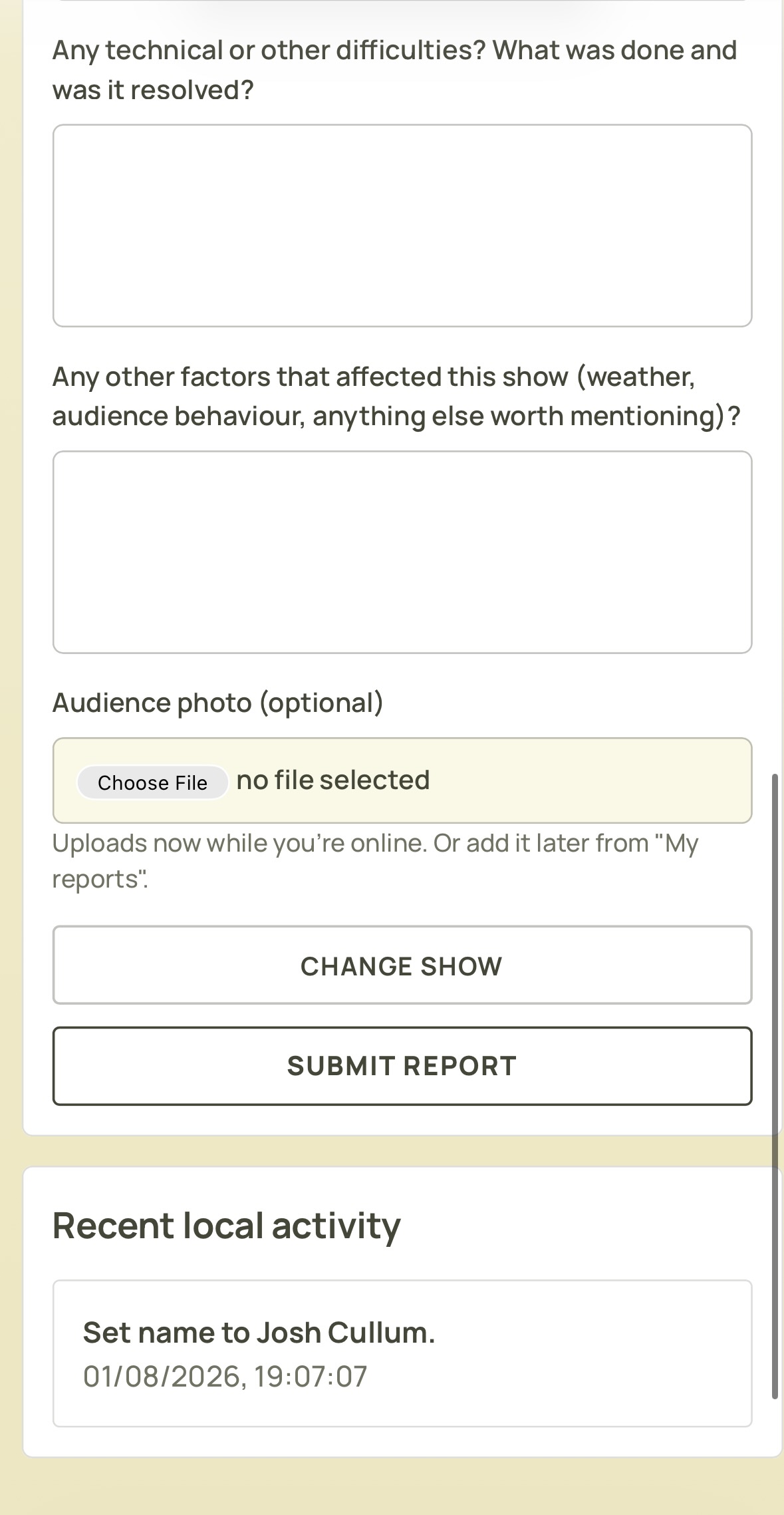 Show report — bottom of the form with photo picker and Submit button